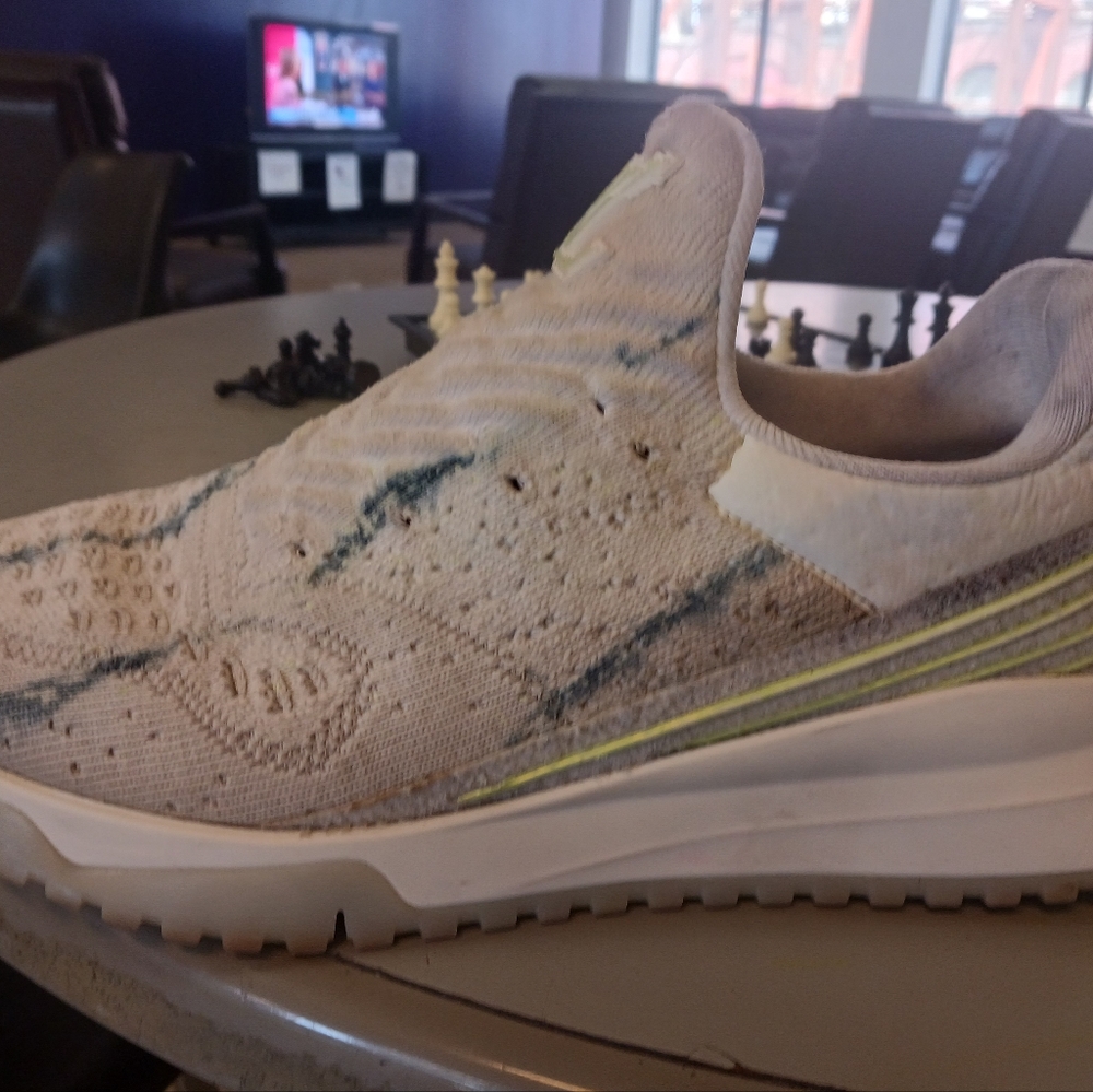 Louis Vuitton VNR sneakers